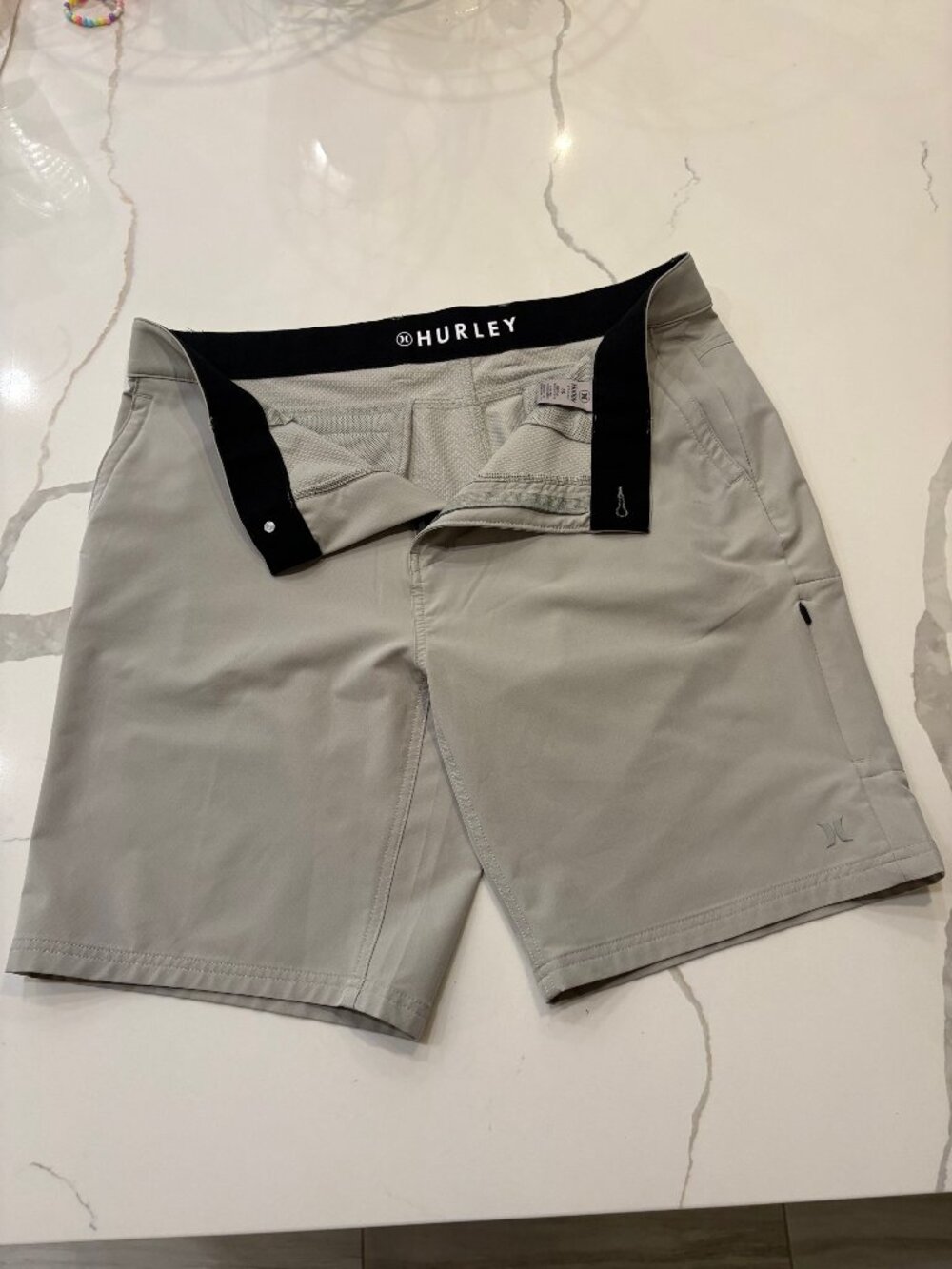 Hurley Tan Golf Shorts Mens Size 36